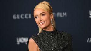 Paris Hilton revela el nombre de su hijo recién nacido