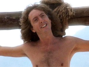 Canción anuncio Parkside 2023, a ritmo de Monty Python