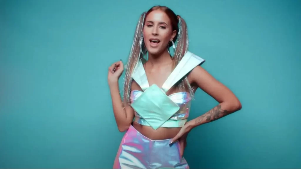 Letra de "Nochentera" de Vicco, tema que arrasa en todas las fiestas