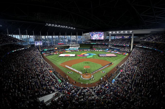 Clásico Mundial de Béisbol - Japón Vs Usa