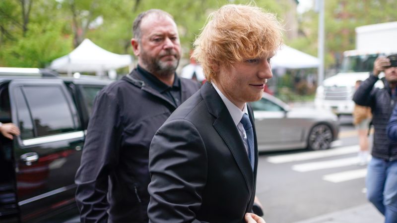 Ed Sheeran cantó y tocó la guitarra durante el juicio por infracción de derechos de autor