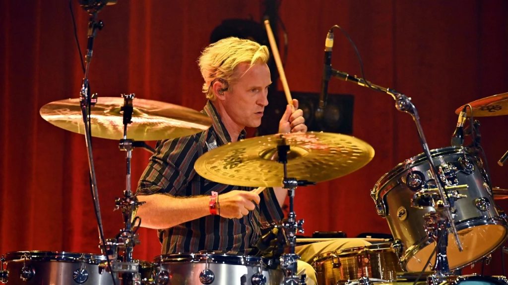 Foo Fighters anuncia a Josh Freese como nuevo baterista tras la muerte de Taylor Hawkins