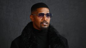 Jamie Foxx se somete a rehabilitación física en Chicago