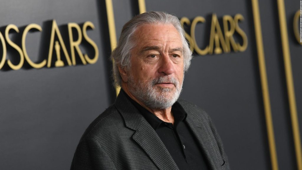 El nieto de Robert De Niro murió tras ingerir fentanilo, dijo la madre del joven