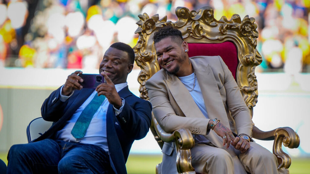 Félix Hernández se convirtió en el nuevo miembro del Salón de la Fama de Seattle