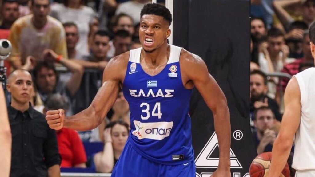 Giannis Antetokounmpo renunció a participar en el Mundial de basquet