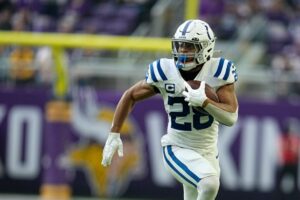 Jonathan Taylor firma por US$ 42 millones con los Colts