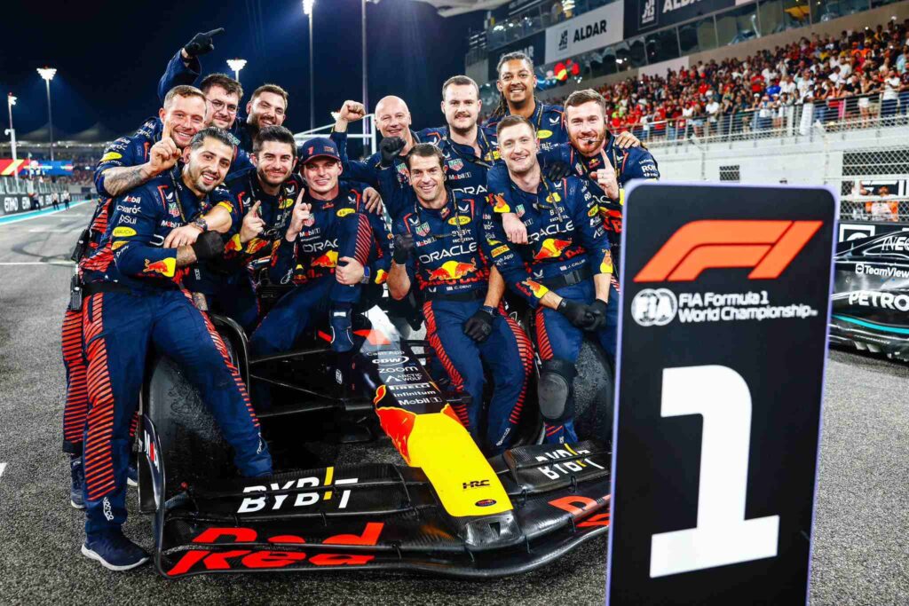 Verstappen cerró el Mundial con victoria en Abu Dabi