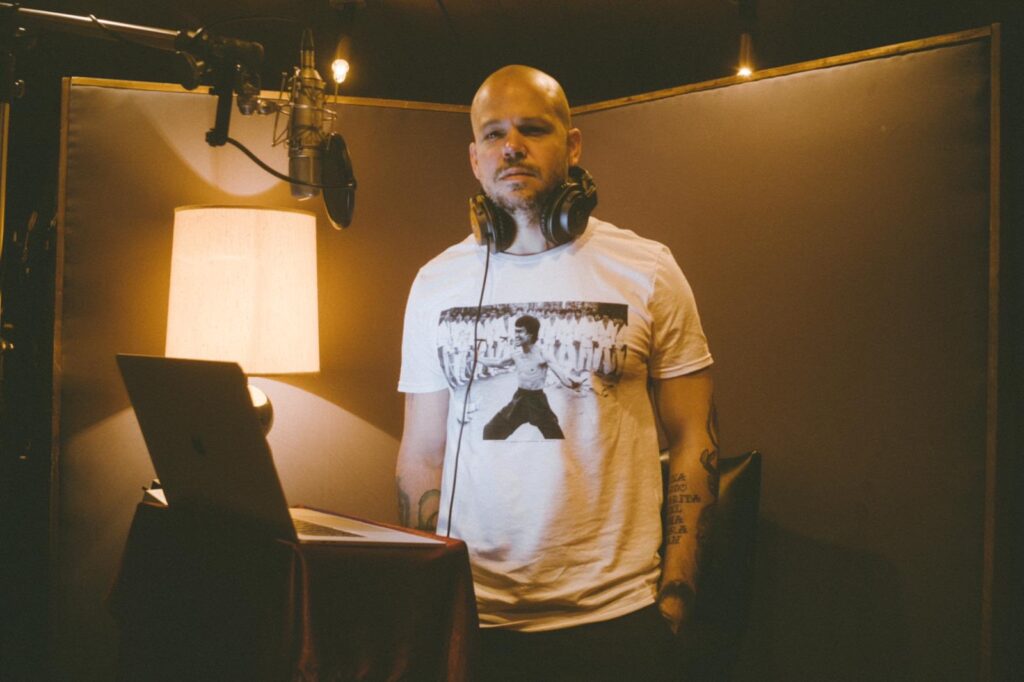 Residente anunció el lanzamiento de su álbum "Las letras ya no importan"
