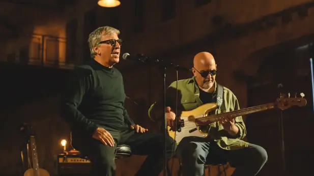 El grupo Red Moon Yard