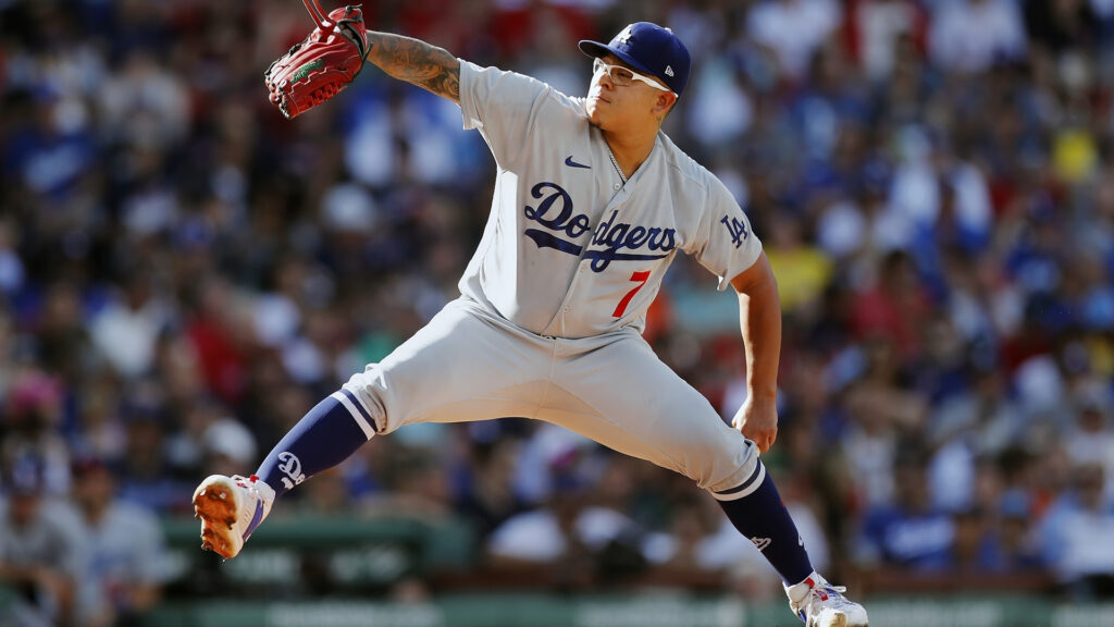 Julio Urías cumplirá 36 meses de libertad condicional