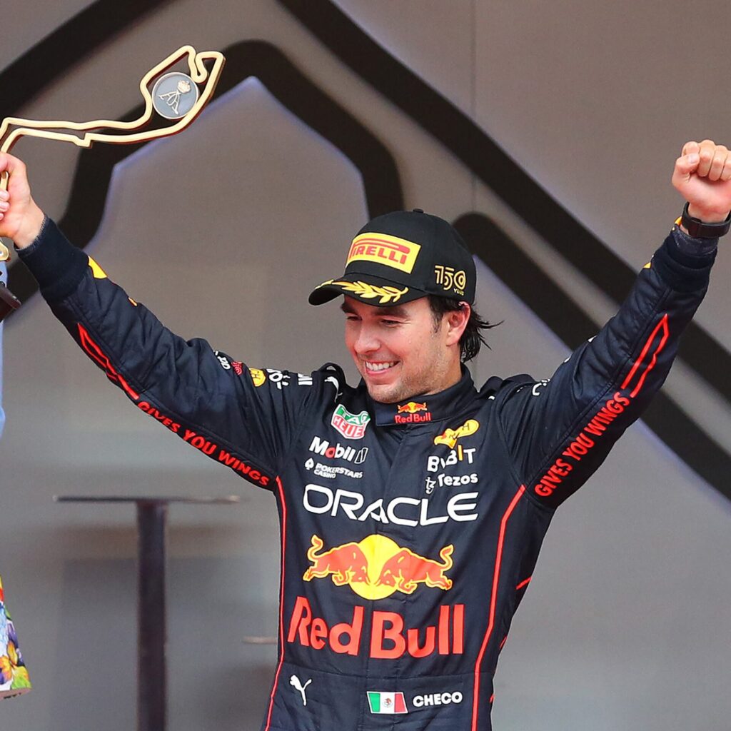 "Checo" sigue confiando en su futuro con Red Bull