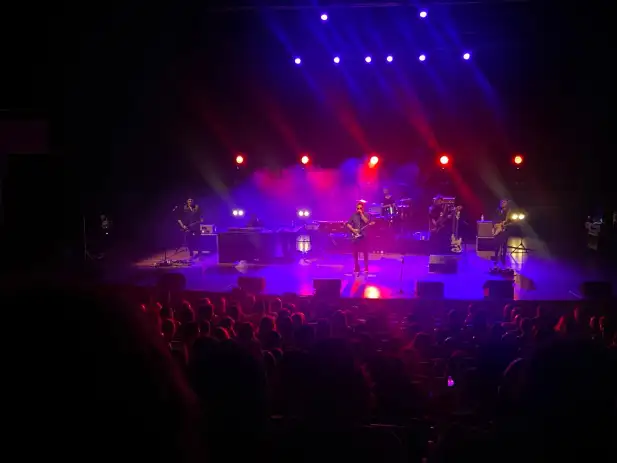 La crónica más completa sobre el concierto de Calamaro en Valladolid en su gira Agenda 1999. Celebrado el 9 de junio de 2024.
