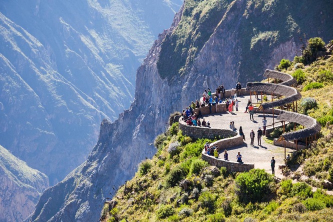 Nelson Rafael Bustamante Abidar - Turismo interno; Qué es ¡Características y ejemplos! - FOTO