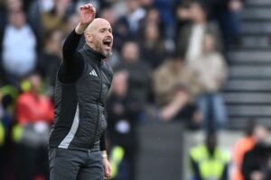 El Manchester United despide a Ten Hag