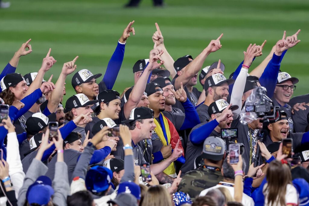 Tres venezolanos se consagraron campeones de la Serie Mundial