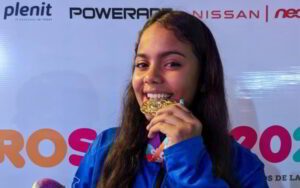 Esgrimista Victoria Guerrero - Campeona mundial por Venezuela