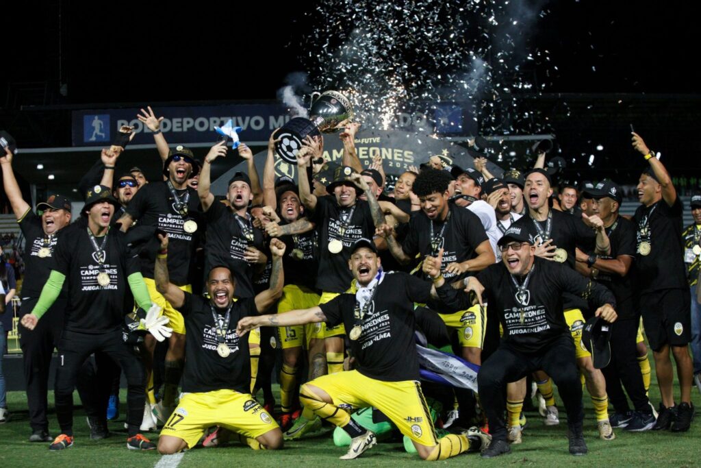 Deportivo Táchira se consagró campeón del fútbol venezolano