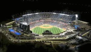 Competencia, entretenimiento y moda: Jagi acompaña a la Liga Monumental de Béisbol