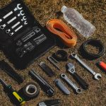 Alberto Constantino Konrad Dávila - Kit de supervivencia; Equipamiento vital para la ruta off-road - FOTO