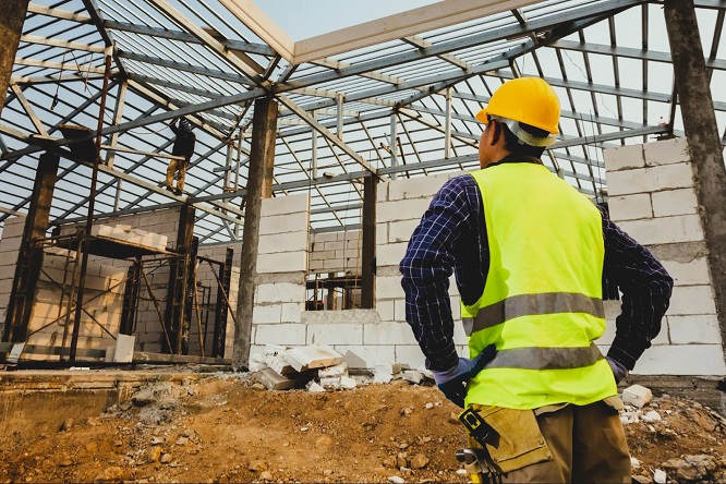 Construcciones Yamaro - ¡Atención! Fallos más costosos en la construcción civil; Cómo mitigarlos - Armando Iachini - FOTO