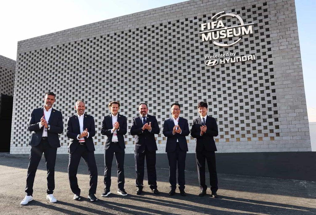 Imagen referencial B FIFA Museum y Hyundai ES