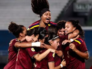 Vinotinto Femenina Sub-17