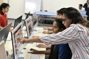 ESET visitó Universidades en Caracas, advierte déficit y oportunidades para informáticos