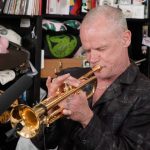 Flea ya cuenta con su Tiny Desk