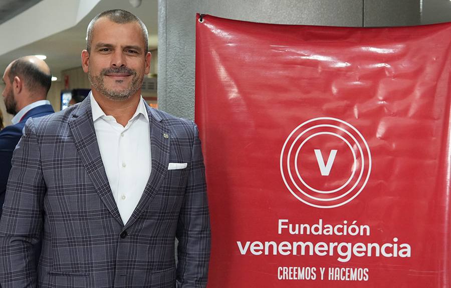 Videocobertura: Foro “Vida, trabajo y esperanza en un país que tiembla” 1 Dr. Gonzalez Silen