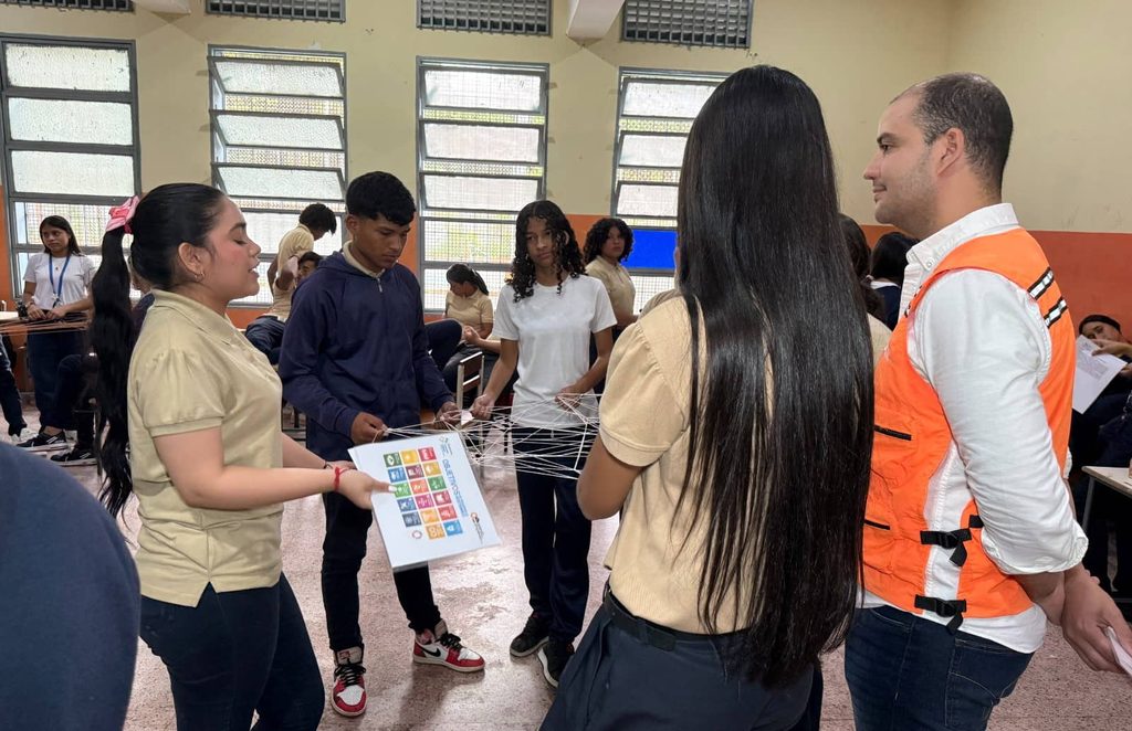 Bancamiga reafirma su compromiso social con “Creando Ideas. Juntos por Venezuela” 2026 1 Imagen referencial 3