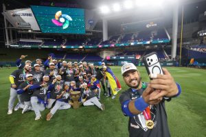 El Team Béisbol Venezuela celebrará el título del Clásico Mundial en Caracas